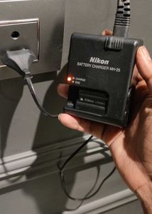 Nikon MH-25 Battery Charger &amp; Batter