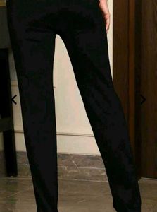Straight Fit Full Length Black Pant With Pockets