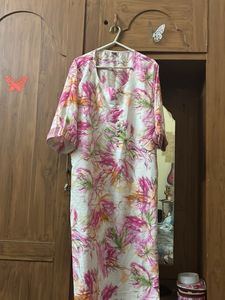 Beautiful Floral Print Kurta