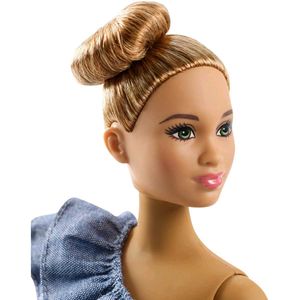 Rare Barbie Doll Fashionistas 102