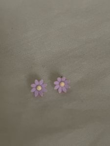 Cute Flower Stud🌸🎀✨