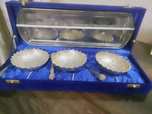 Silver Bowl Set With Tray