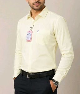 Men's Yellow Classic Button-Up Shirt