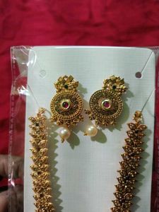 Very Pretty Gold Stone Special Jewellery For Women