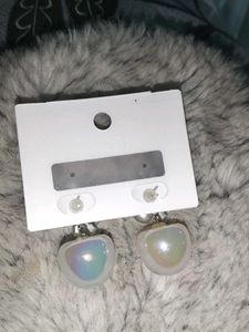 Earings White And Diamond