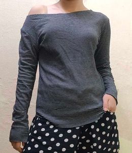 upshoulder top