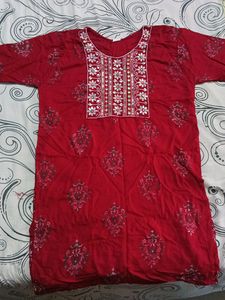 Red Kurti