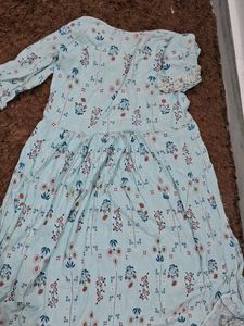 Nayra Cut Kurti