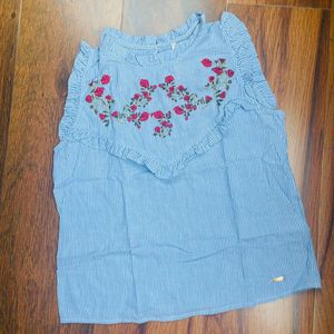 Femina Flaunt Sleeveless Top