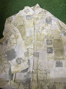 Women’s Abstract Print Button-Up Shirt