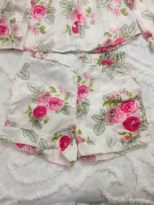 Super cute Floral Print Pajama Set