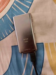 Transcend MP84O MP3 Player &amp; Recorder