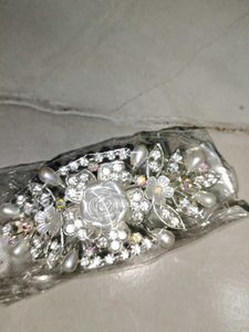 Sparkling Floral Hair Clip