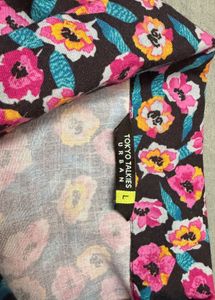 Cute Floral Print top