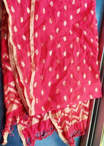Elegant Red & Gold Dupatta