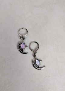Crescent Moon earrings with leverback hook