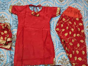 beautiful punjabi style salwar suit for little gir