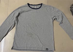Men's Grey Long Sleeve T-Shirt