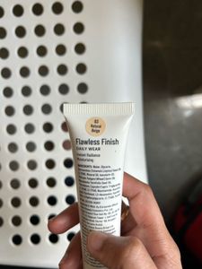 Swiss Beauty Flawless Finish Daily Wear Lightweigh