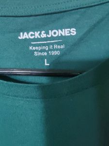 Jack And Jones Men  Casual Tshirt. New With Tag.