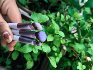 Hilary Rhoda Makeup Brush Set