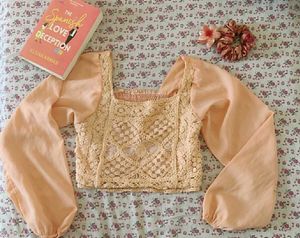 Peachy Crochet Puff full sleeve crop top