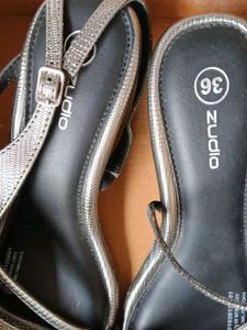 Zudio Silver Strappy Sandals