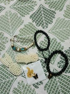 Bundle of Women's Jewelry