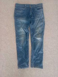 Levis Blue damage denim Jeans
