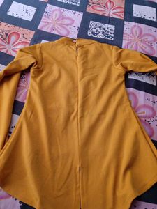 Mustard High-Low Top