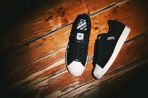 Adidas Superstar Sneakers