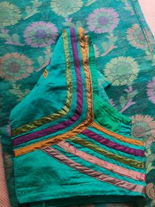 Green Color Saree With Blouse