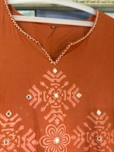 Orange Ethnic Kurta pair with Mirror Work