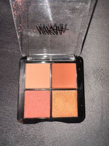 4 Color Eyeshadow Palette