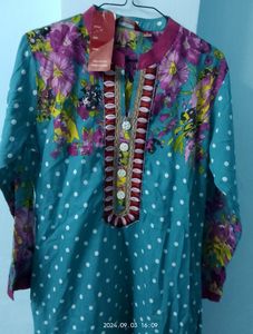Ladies Kurti.