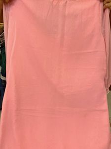 Elegant Pink Embroidered Kurta