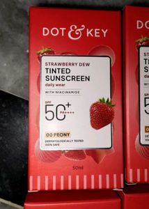 DOT &amp; KEY Tinted Sunscreen SPF 50+ (Multiple Shade