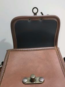 Vintage Brown Leather Crossbody Bag
