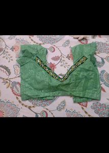 Heavy blouse and shimmer peticot set in L size