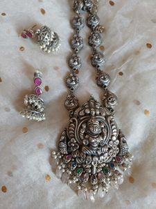 Brass silverlookalike Necklace Set