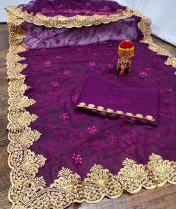 Women Heavy Work Sarees With Blause