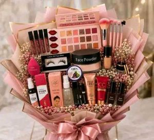 Special Karwa chauth makeup kit