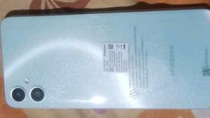 Samsung Smartphone with Charger