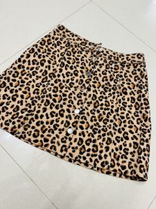 Leopard Print Button-Front Skirt