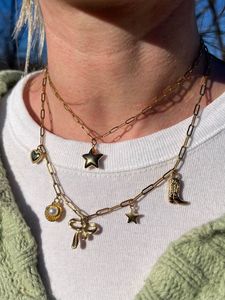 Chic Gold Star Pendant Necklace