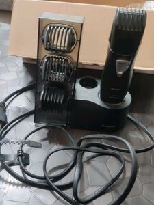 Panasonic Trimmer with Stand & Attachments