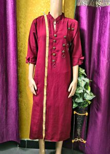 Stylish Magenta Kurti with Unique Button Detail