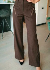 Chic Brown Cargo Pants with Zippers 🤎