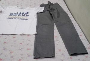 “Classic white t-shirt and gray paint cool Collect