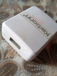 Karbonn Travel Charger